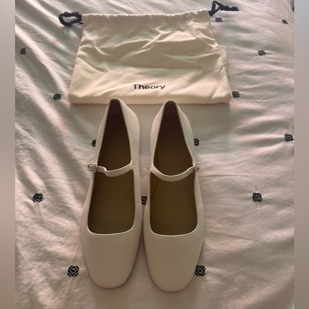 Theory Women's Cream Mary Jane Flats